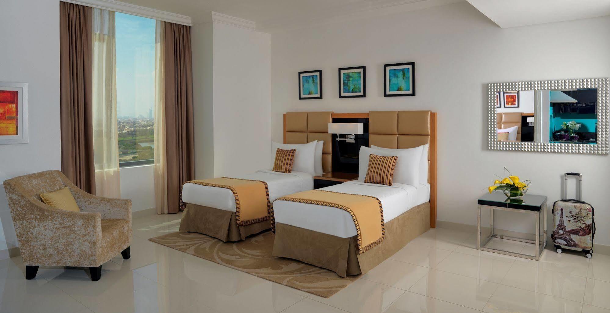 Damac Maison De Ville Breeze Dubai Esterno foto